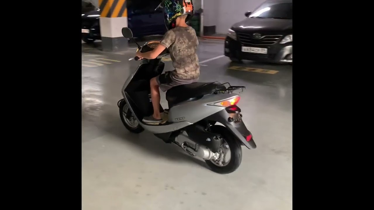 Honda Dio AF62 - YouTube