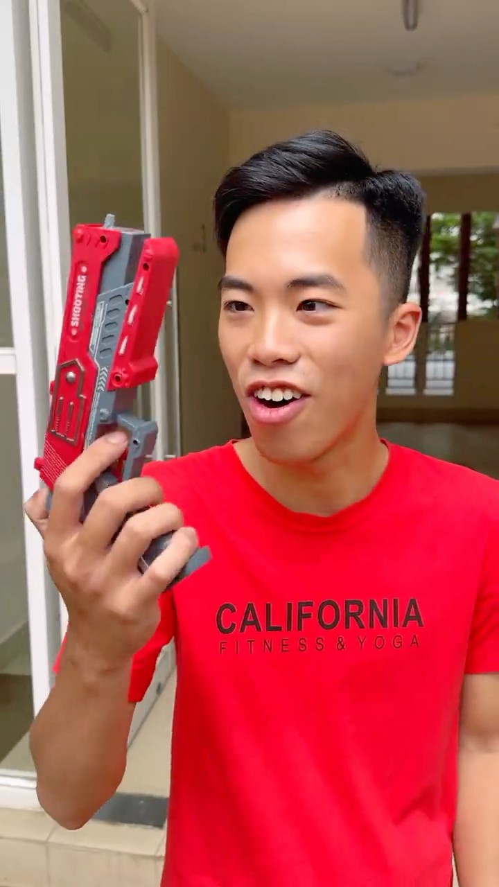 Cuộc chiến súng giấy và súng nerf || Paper gun vs nerf gun battle #shorts