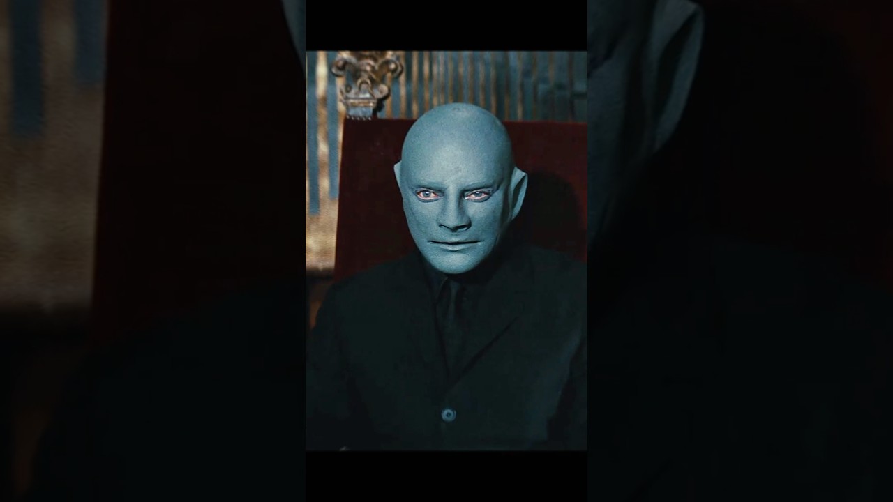 Это же Фантомас! 👽