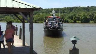 Boat Tours on Cayuga Lake from the Ithaca Farmers Market
