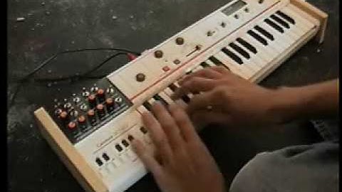 CASIO MT-40 by S-CAT (Circuit Bent).