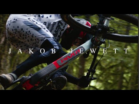 Video: Jakob Jewett x Squamish