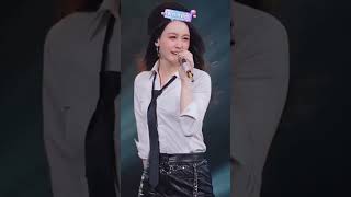 中国歌手唐艺表演 Kim Tang Yi 唐艺