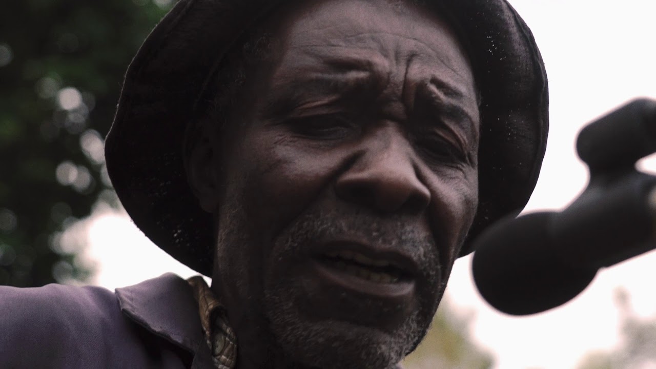 Johanias Kiunya - Mungu Nisaidie (God Help Me) Kenyan Omutibo Guitar