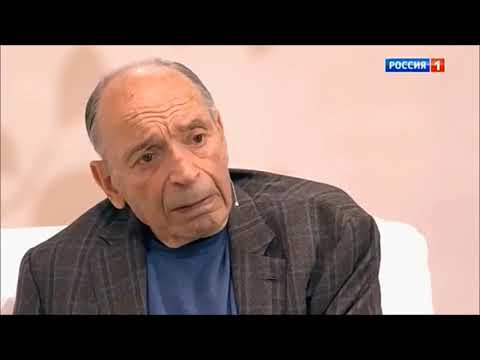 Валентин Гафт очень страдал из-за того, что О. Остроумова не позволяла ему общаться с внуком и сыном