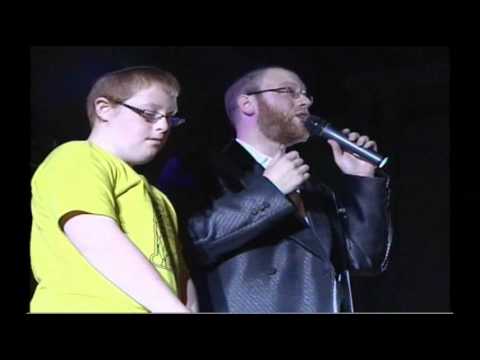 summer league Yumi Lowy sings at Chazak 14 Concert 2010