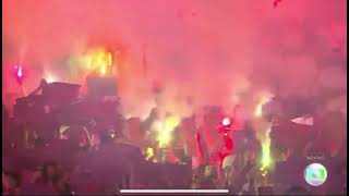 Torcida do Fluminense no Maracanã contra o Inter