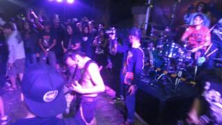 Thrashline- Raja Gila & Bendera Kuning (feat. Iik ex. Betrayer) live at 