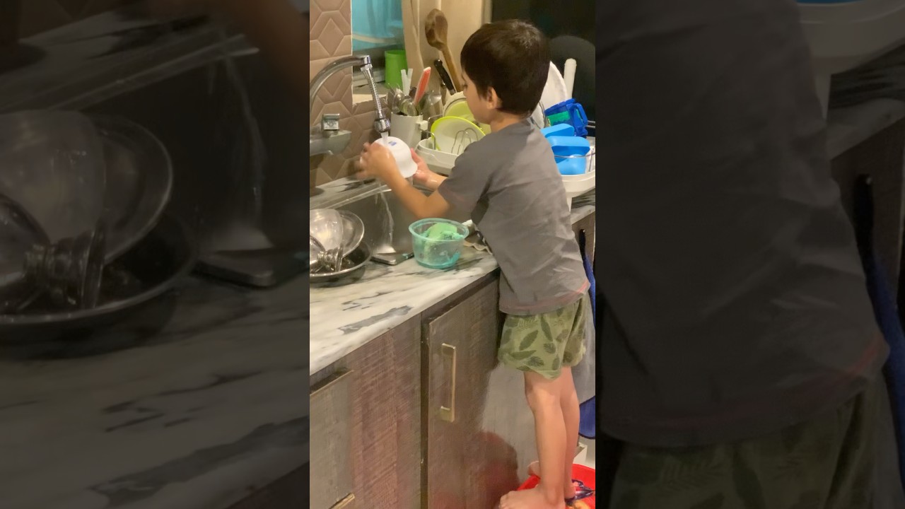This three years old boy cleans dishes like BOSS ❤️ #shorts #cute #toddlerlife #funny #viral