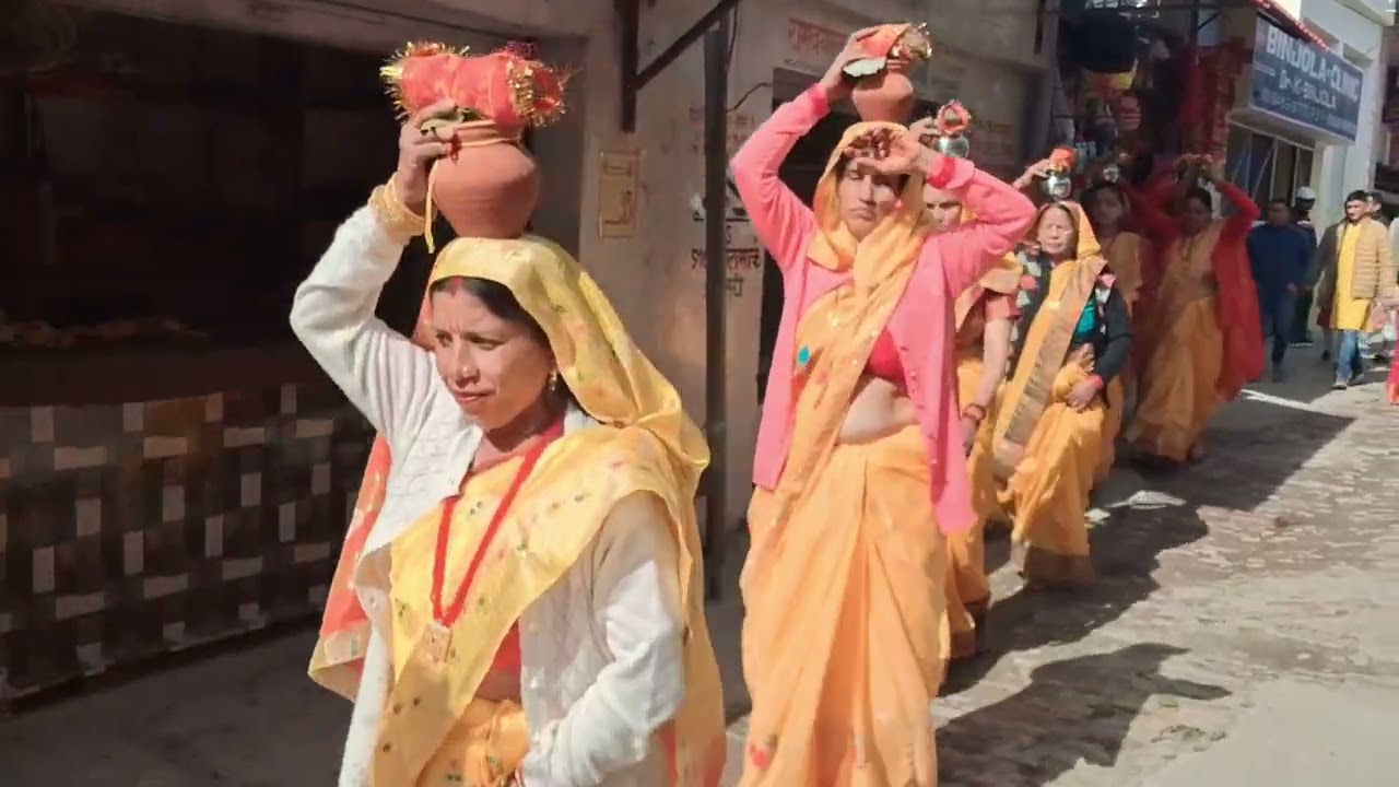 श्रीमद्भभागवत कथा सिलोगी कलश यात्रा 