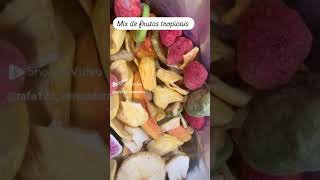 Olha essa delícia de Mix de frutas desidratadas , link na descrição.