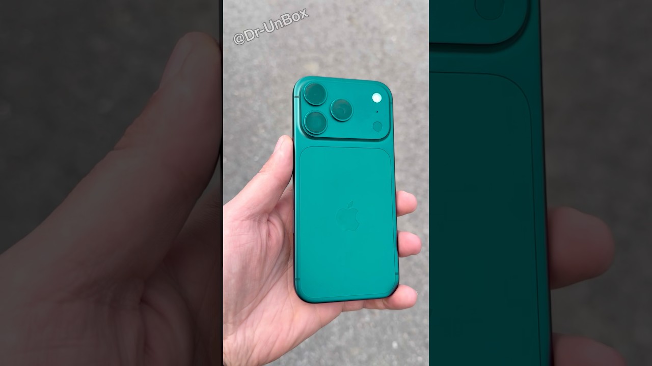 スマートフォン本体 iphoneXR / iphone 17PRO Turquoise Green iPhone 17 Pro Turquoise Green Hands On and Review #shorts