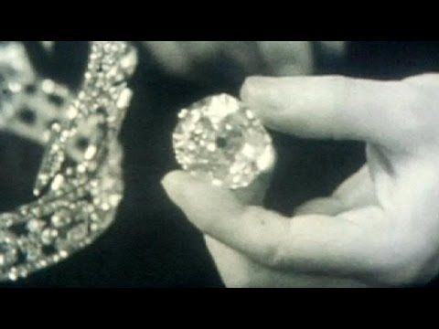 Pakistani lawyer asks Elizabeth II to return Koh-i-Noor diamond