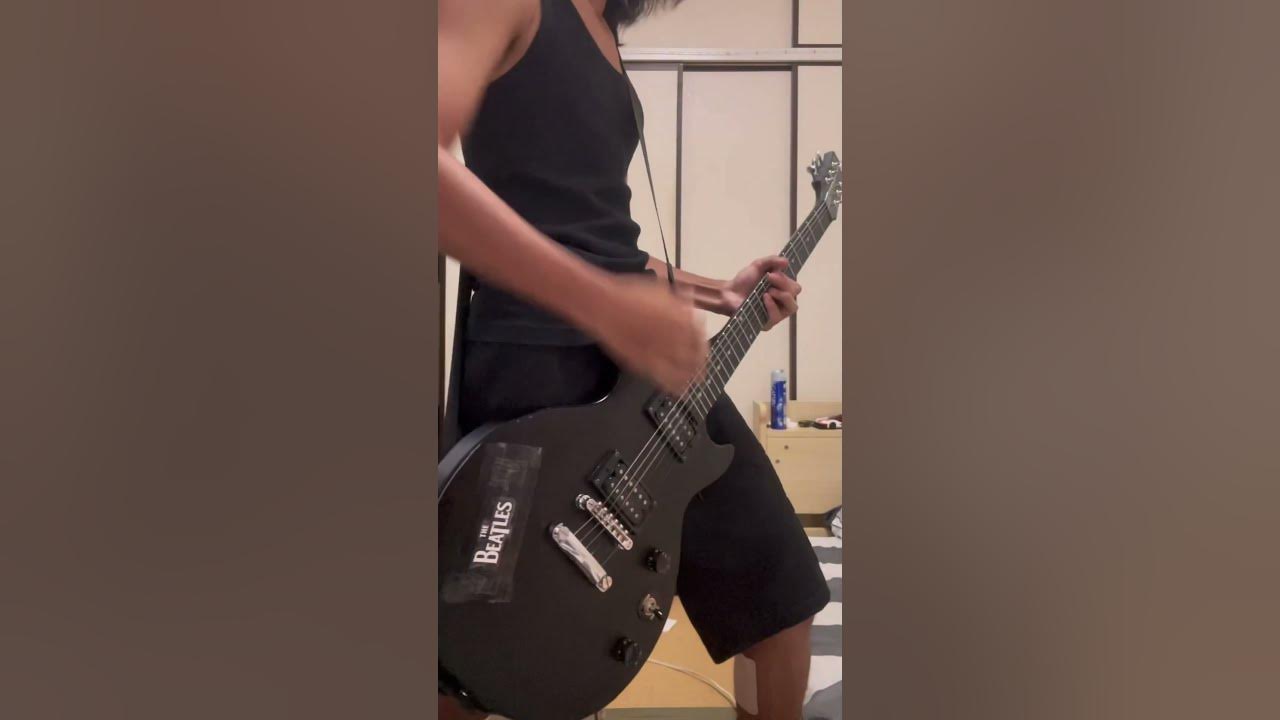 What really happens when you strum like Billie Joe Armstrong! pt. 2 #billiejoearmstrong #greenday