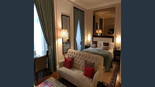 Sumptuous Backdrops for Work from Hotel