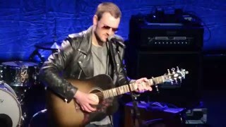 Eric Church sings "Record Year" at CRS