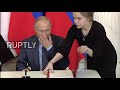 Russia: Putin and Abu Dhabi Crown Prince sign off strategic partnership