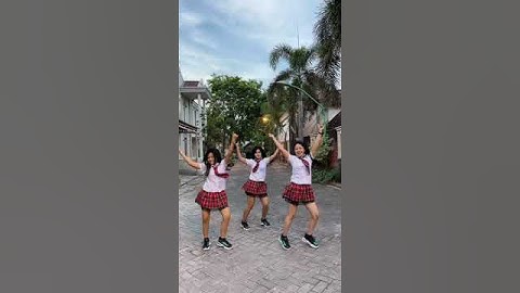 Sekolah Dimana nih ? #pargoy #goyang #engkol #tiktok #short