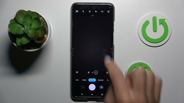 How to Activate and Use Camera Timer on Motorola Razr 40
