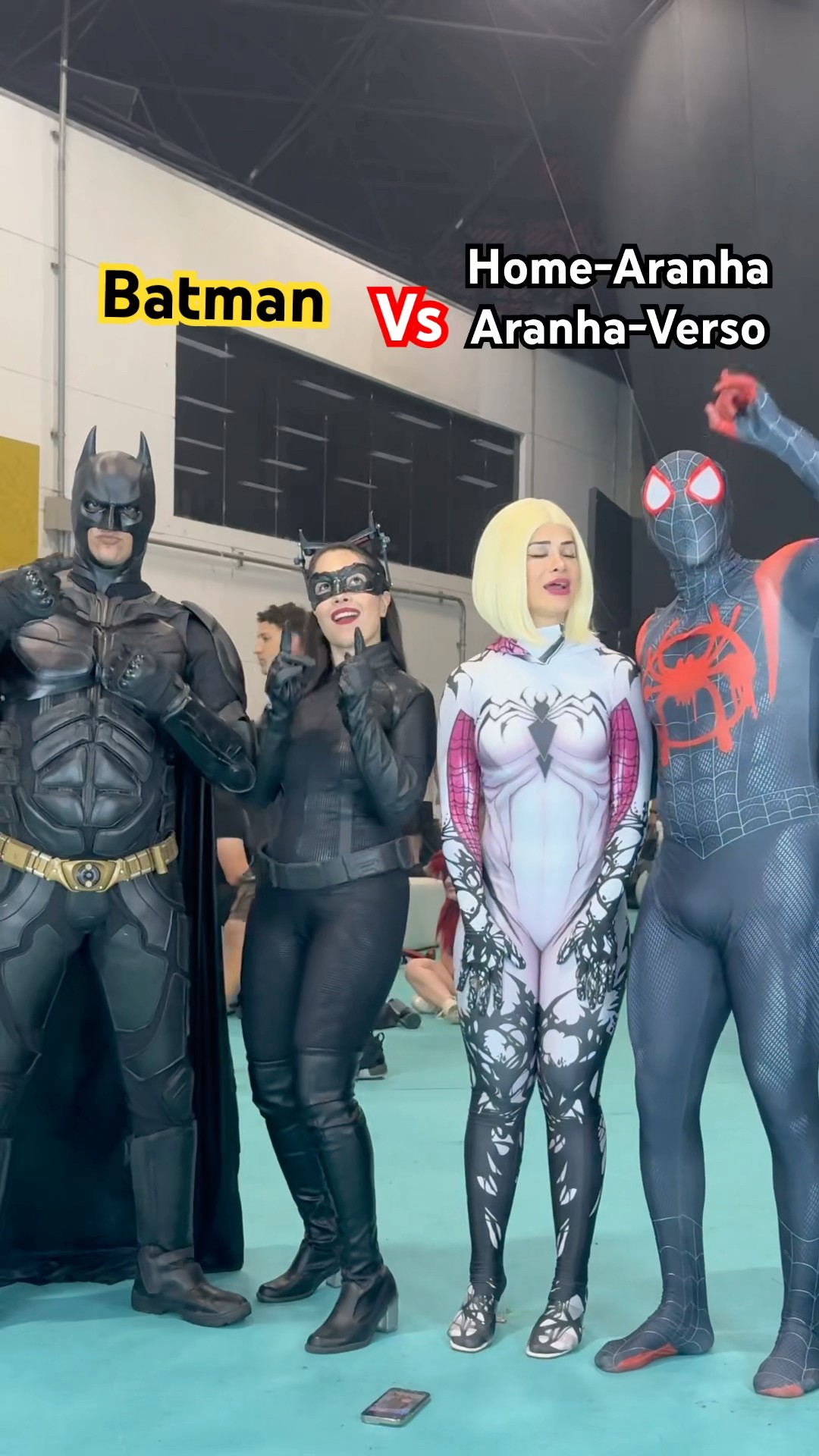 Batman ou Homem-Aranha?​⁠@mayca.brasil #short #shorts #challenge #shortsviral