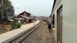 Alsthom (ALS) MTU Engine 4146 นำขบวนรถเร็ว 136 ผ่านสถานีหินลับ