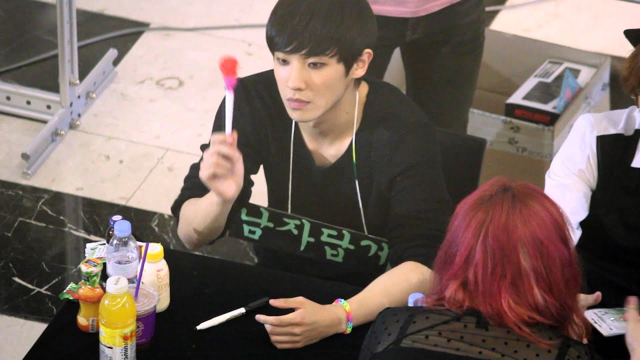 [FANCAM] 20140328 Yeouido IFC Mall MBLAQ Fan Sign Event Lee Joon Focused