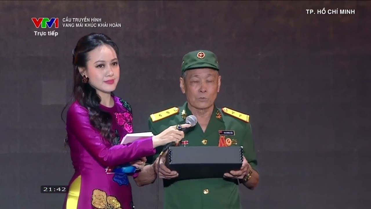 THỦ TƯỚNG, CÁC LÃNH ĐẠO ĐẢNG, NHÀ NƯỚC NGHẸN NGÀO KHI DI VẬT LIỆT SĨ KHA VĂN VIỆT TRAO VỀ GIA ĐÌNH