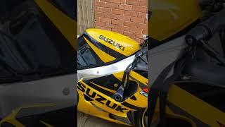 Checking over the Gixxer, ready to ride. #shorts
Checking over the Gixxer, ready to ride. #shorts Checking over the Gixxer, ready to ride. #shorts
