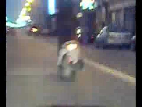 Crazy motorcyclist in Taiwan - Crazy motorcyclist in Taiwan