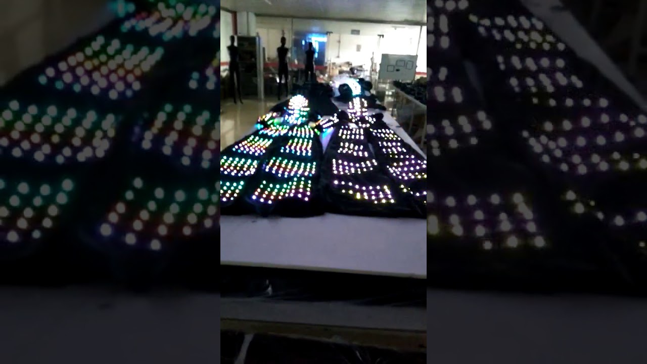 Two Stilt Walker LED Robot Frontside Backside with LED Lamp, Full Color Luminous Suit