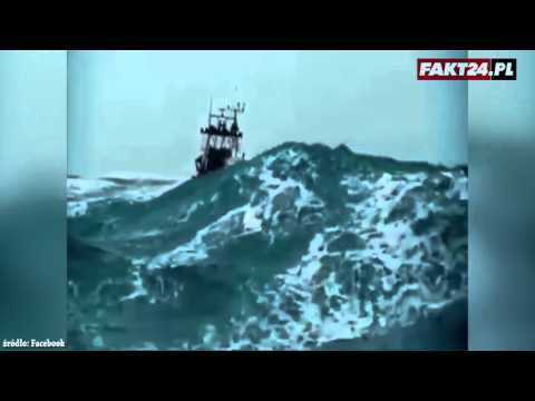 Wideo: Filmy Przedstawiające Statek Wycieczkowy Ewakuowany Na środku Morza