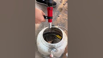 Convenient auxiliary tool for modifying electric drill into rivet gun
