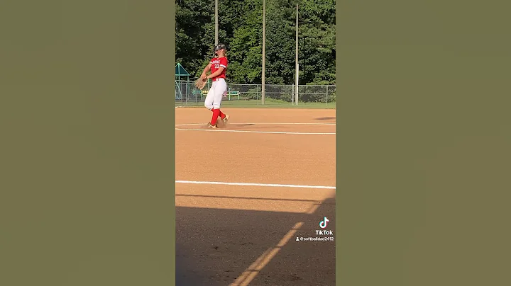 She’s fire 🔥🥎 #softball #14u #pitcher #shorts