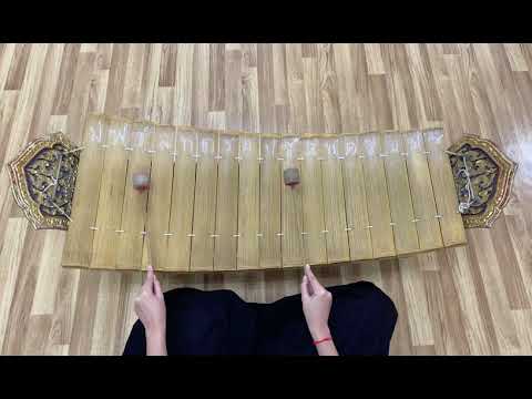 การปฏิบัติระนาดทุ้ม เพลงพม่าเขว วรรคที่1