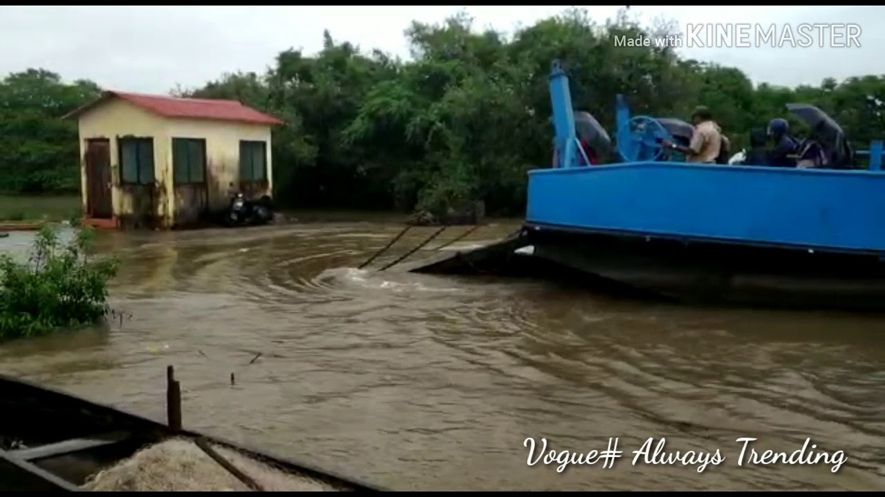 Ferry Loading Ramp fails. - YouTube