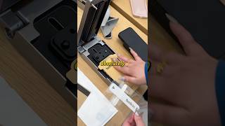 The way Apple install screen protectors are extra #apple #iphone #tech #phone #review