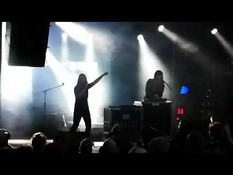 Minuit Maschine live 2019  Empty Shell NCN 2019