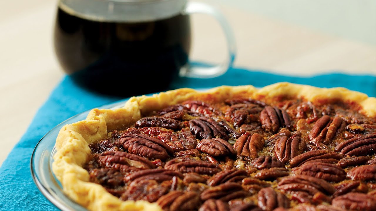 How To Make a Classic Pecan Pie Tasty