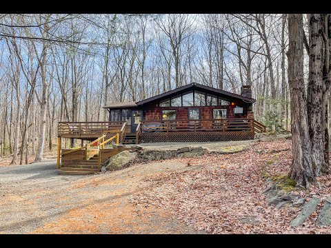 115 FOREST DR, Hawley, PA home video tour