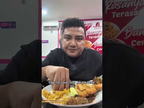 grand opening @sambal_penyetan wajib coba sambal teri medan nya, pake apa aja pun enak kali bah!
