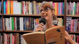 Bianca Ramoneda lê trechos de Velhos são os outros, de Andréa Pachá