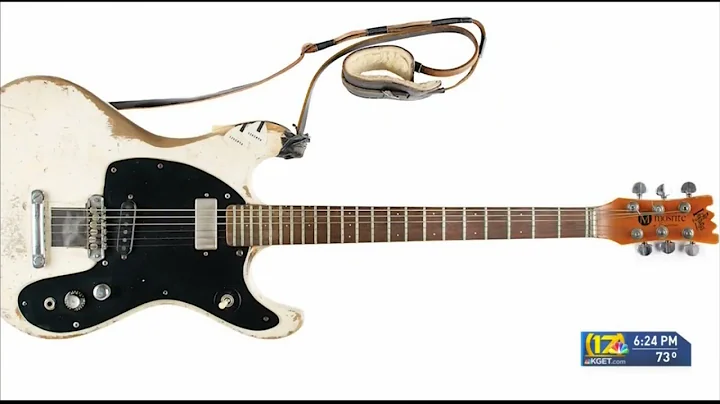 Johnny Ramone's Mosrite guitar sold for $937,500 a...