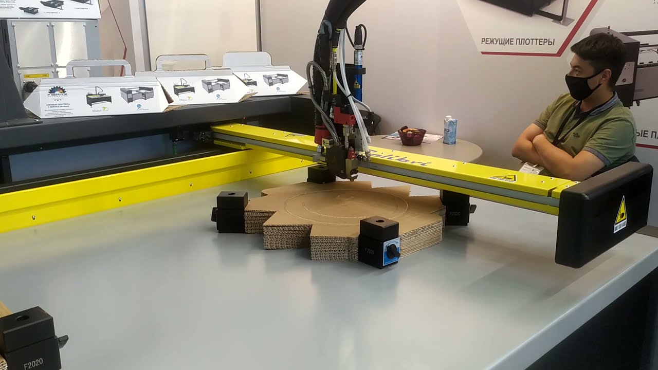 Клеевой плоттер Colibri от итальянской компании F Service Automation на РосУпаке 21