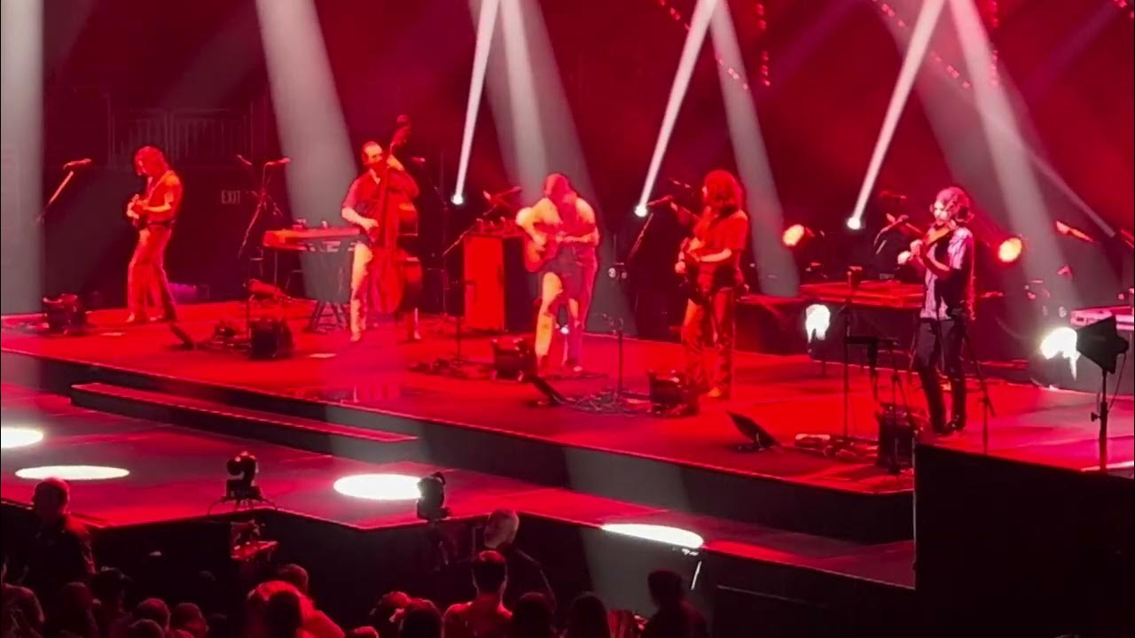 Billy Strings ‘Heartbeat of America’ at Fiserv Forum in Milwaukee, WI USA - 8.8.25 Billy Strings ‘Heartbeat of America’ at Fiserv Forum in Milwaukee, WI USA - 8.8.25