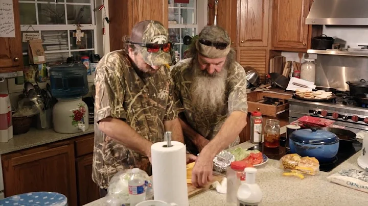 Phil Robertson Makes the Best Burgers You'll Ever ...