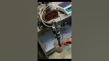 Double nozzle cosmetic cream sauce honey paste piston filling machine