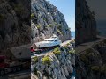 ​A ship on the road! The driver's skill is truly next-level. 🤯