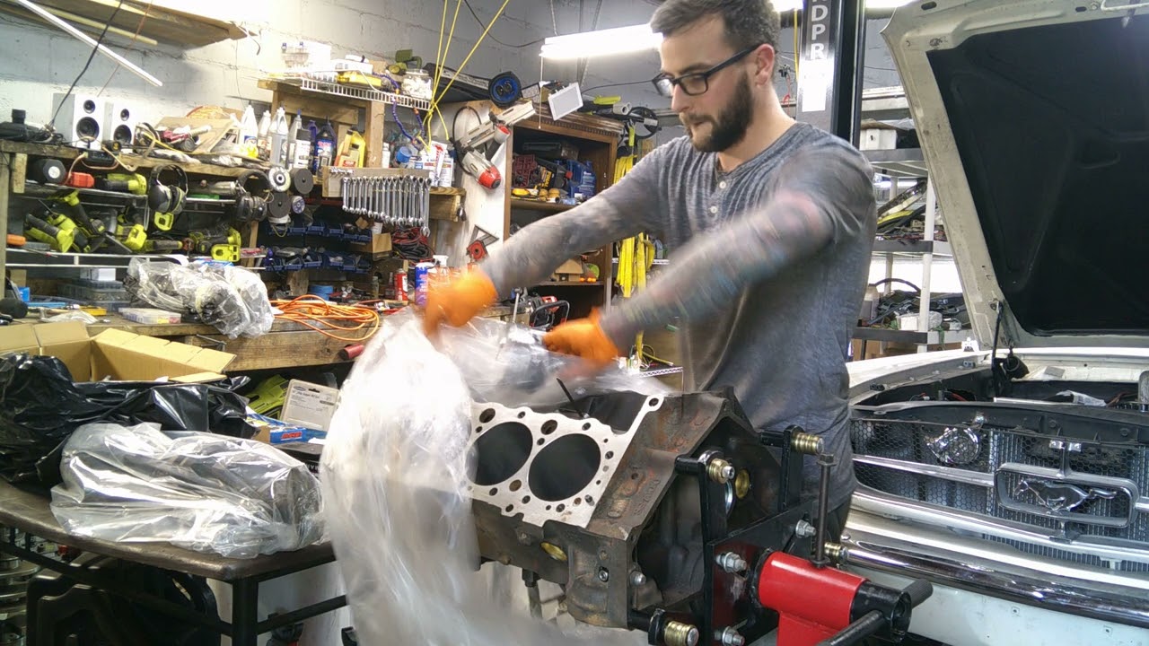 Small Block Chevy 350 Build Pt.3 | Filing rings and checking main clearances