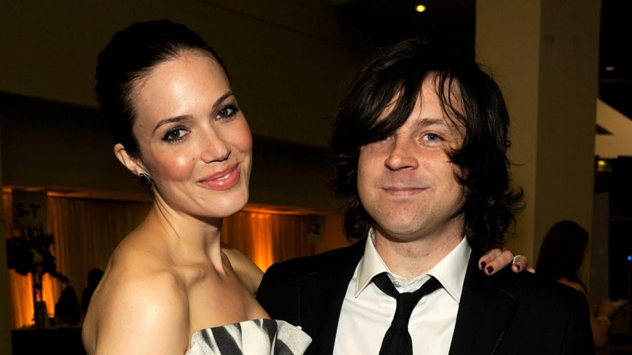 et online bachelor Multiple Women, Including Ex-Wife Mandy Moore, Accuse Ryan Adams of Abuse in Exposé