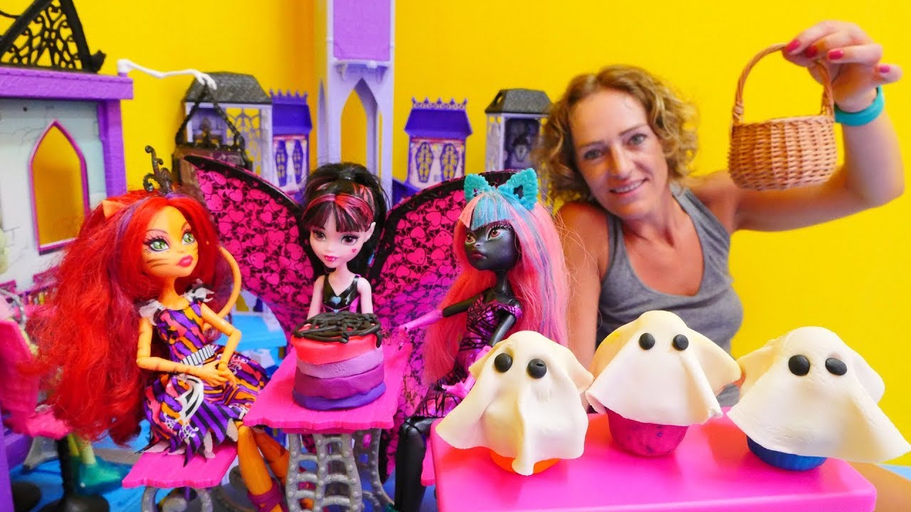 Eğitici video Monster High PlayDoh pasta yapıyoruz! YouTube